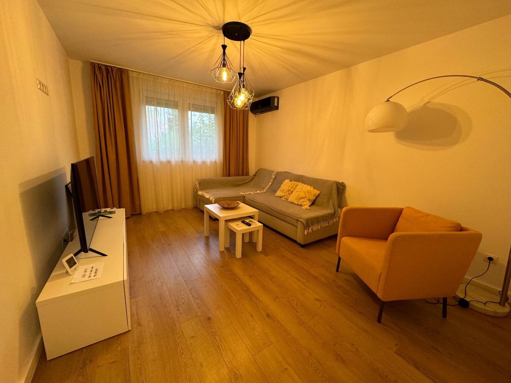 Alexander Cozy Apartment Free Private Parking Mediaş Dış mekan fotoğraf